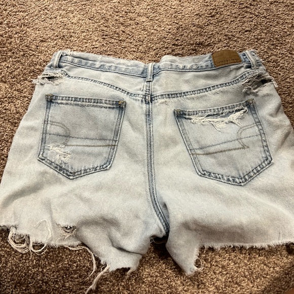 AE shorts - Picture 3 of 3